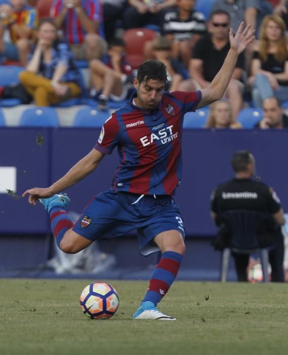 Levante - Huesca, en imágenes