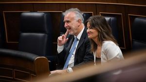 El Govern ultima la norma contra els "megacentres" de menors migrants