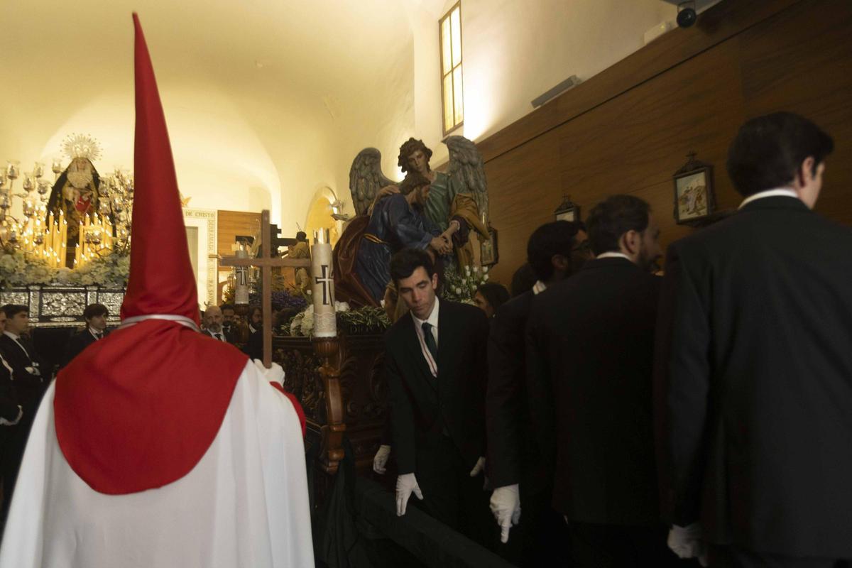 Semana Santa en Alicante: Procesión de la Cofradía del Cristo del Divino Amor en el Miércoles Santo