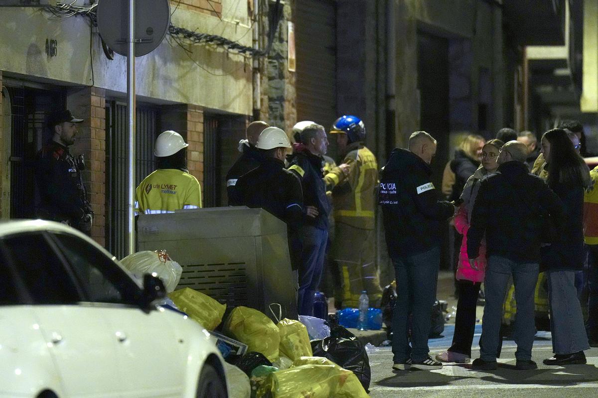 Mueren cinco jóvenes en el incendio de un trastero en Manlleu