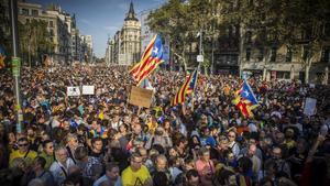 La manifestación en Plaça Universitat.