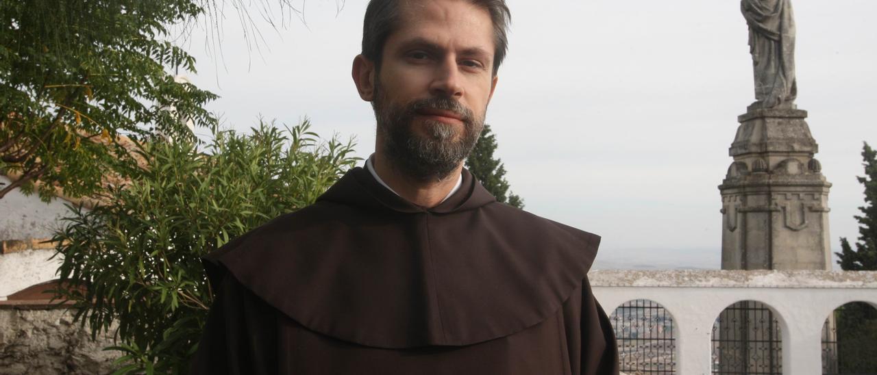 El padre Luis Aguilera, prior de la comunidad de carmelitas descalzos de Las Ermitas, en una imagen tomada en el año 2008.