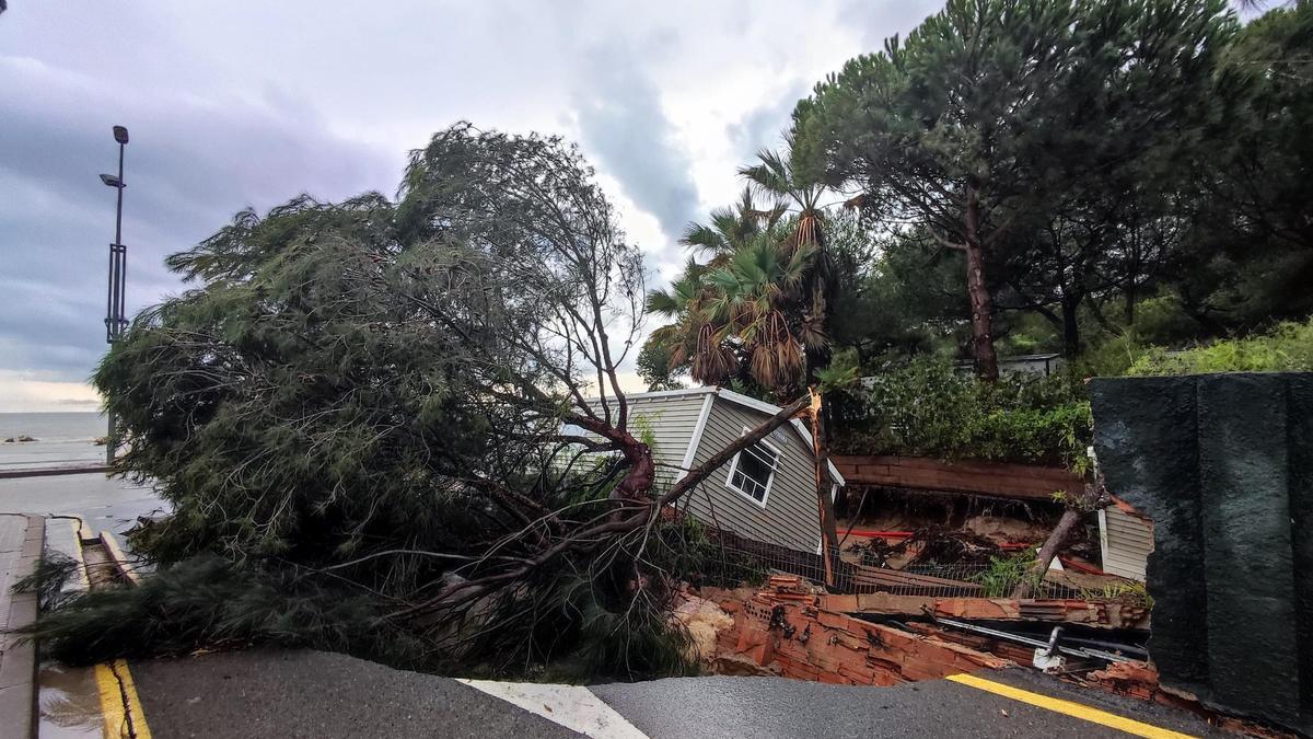 El Camping Torre de La Móra, en Tarragona, afectado por las lluvias y la acumulación de aguas en noviembre de 2024.