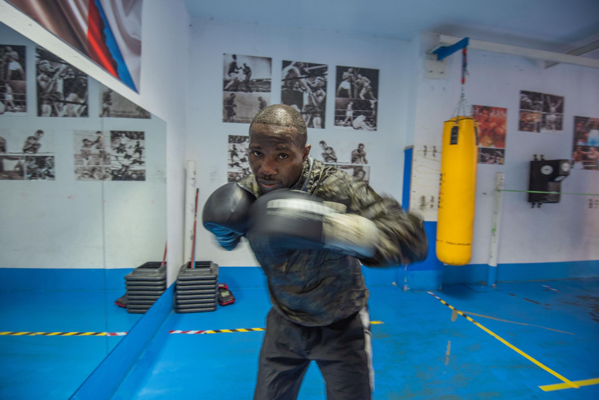 Dani Moukoko prepara su debut como boxeador profesional