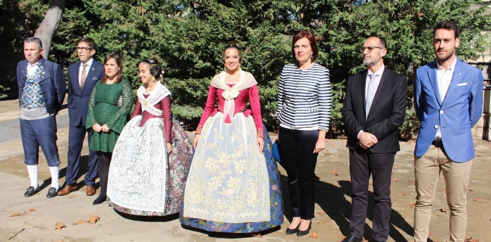 Las falleras mayores de València, alcaldes y presidente de la Agrupación presidieron el festejo.