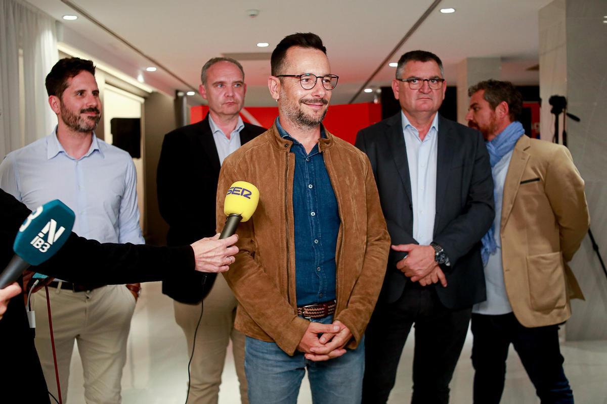 Galería del momento del escrutinio del PSOE en Ibiza Galería del momento del escrutinio del PSOE en Ibiza