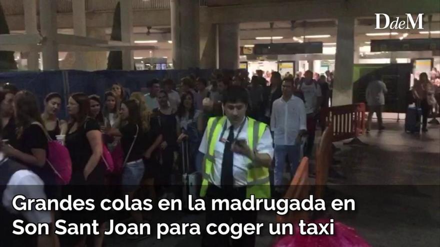 Grandes colas en la madrugada del sábado en el aeropuerto de Palma