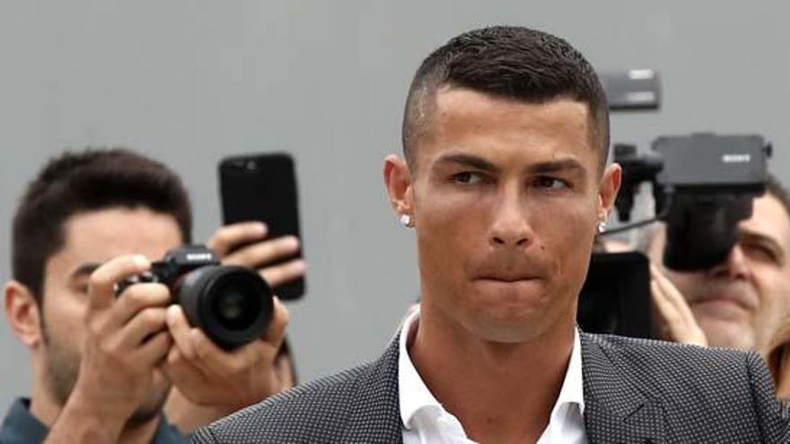 Cristiano Ronaldo pasa el reconocimiento médico con la Juventus