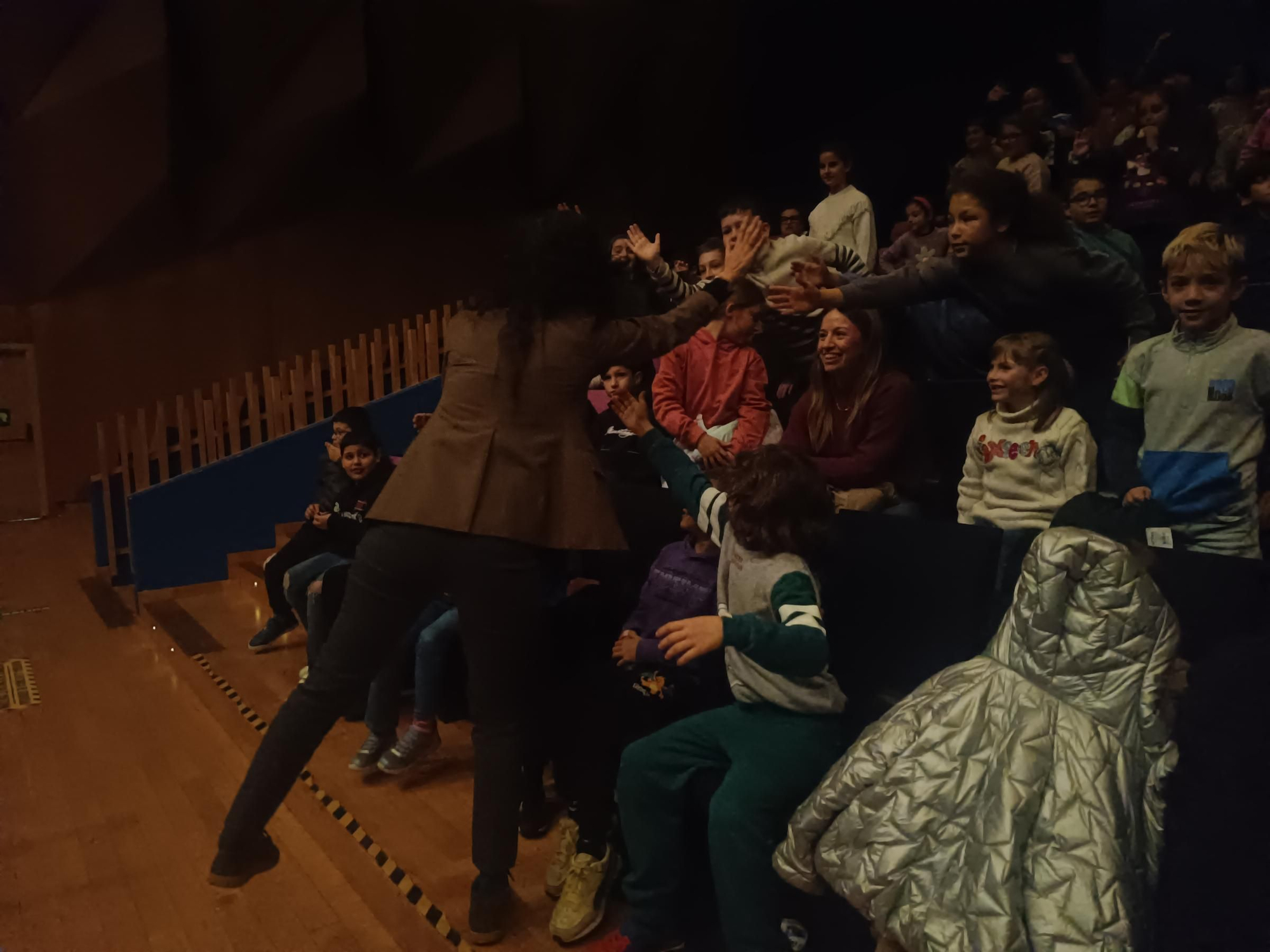 La entrega del Premio Mujer Sierense a Montse Tomé, en imágenes