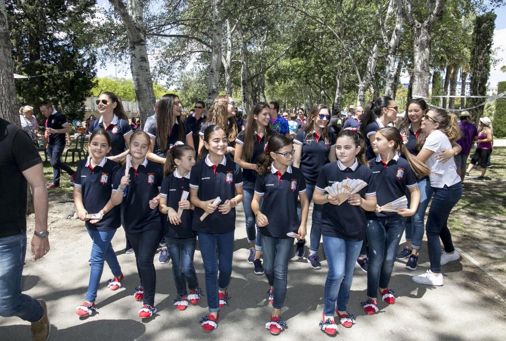 Unos 6.000 festeros disfrutan del tradicional Festival de Paellas en el parque Lo Morant