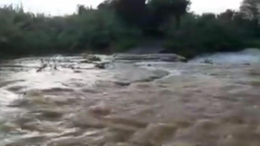 La lluvia deja a su paso caminos cerrados al tráfico en Burriana