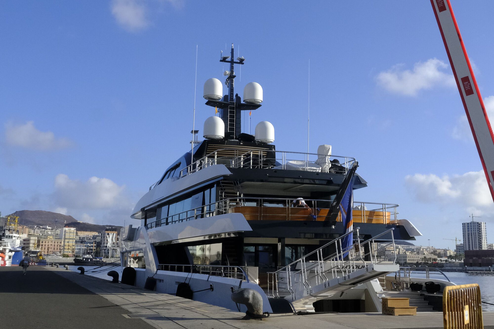 Jornada de puertas abiertas en el 'Open Arms' en el Puerto de Las Palmas