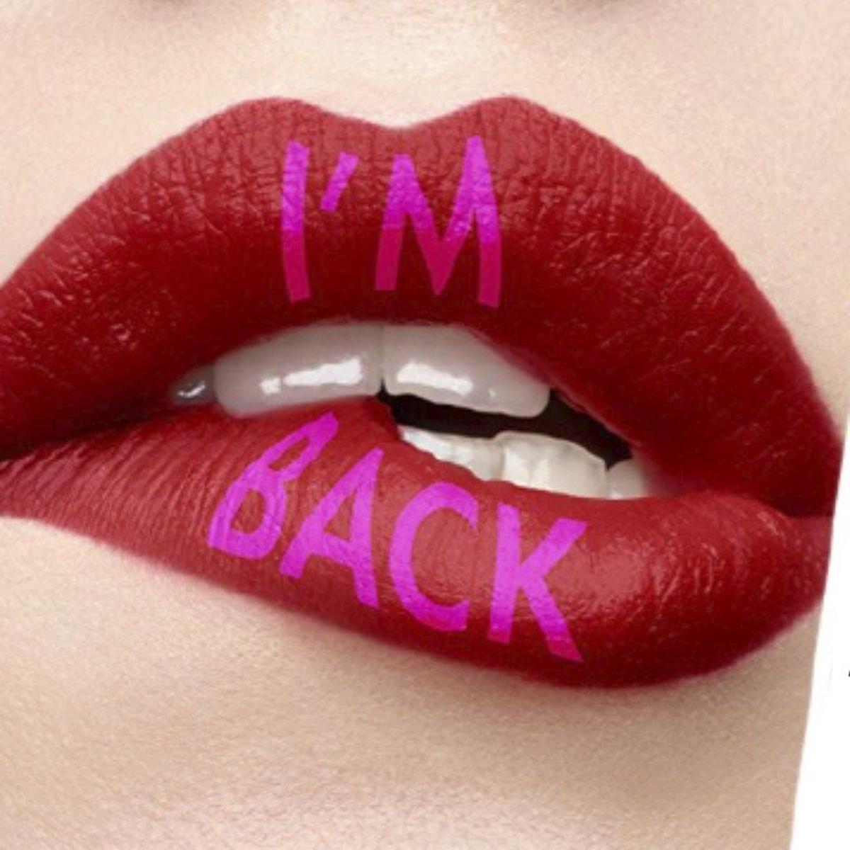 Los labios se destapan a todo color en la nueva campaña de YSL Beauté