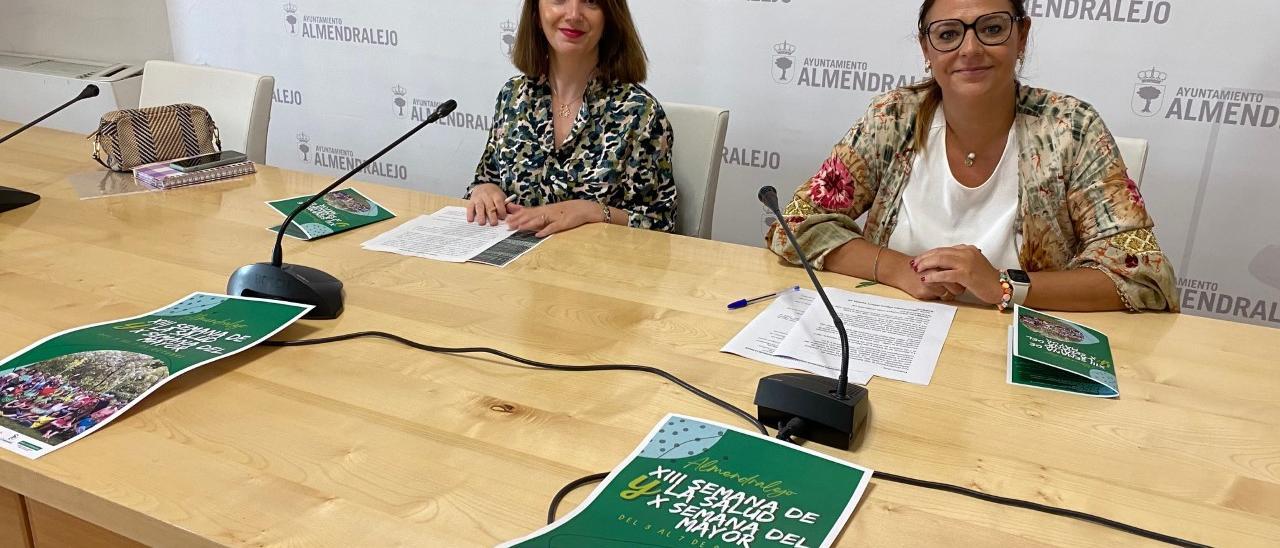 Isa Ballesteros y Josefina Barragán, concejalas del Ayuntamiento de Almendralejo