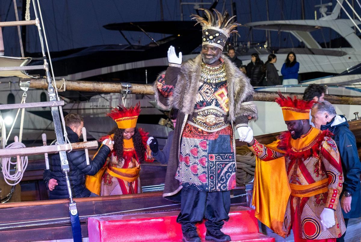 FOTOS | La ilusión echa a andar en Palma con la llegada de los Reyes Magos