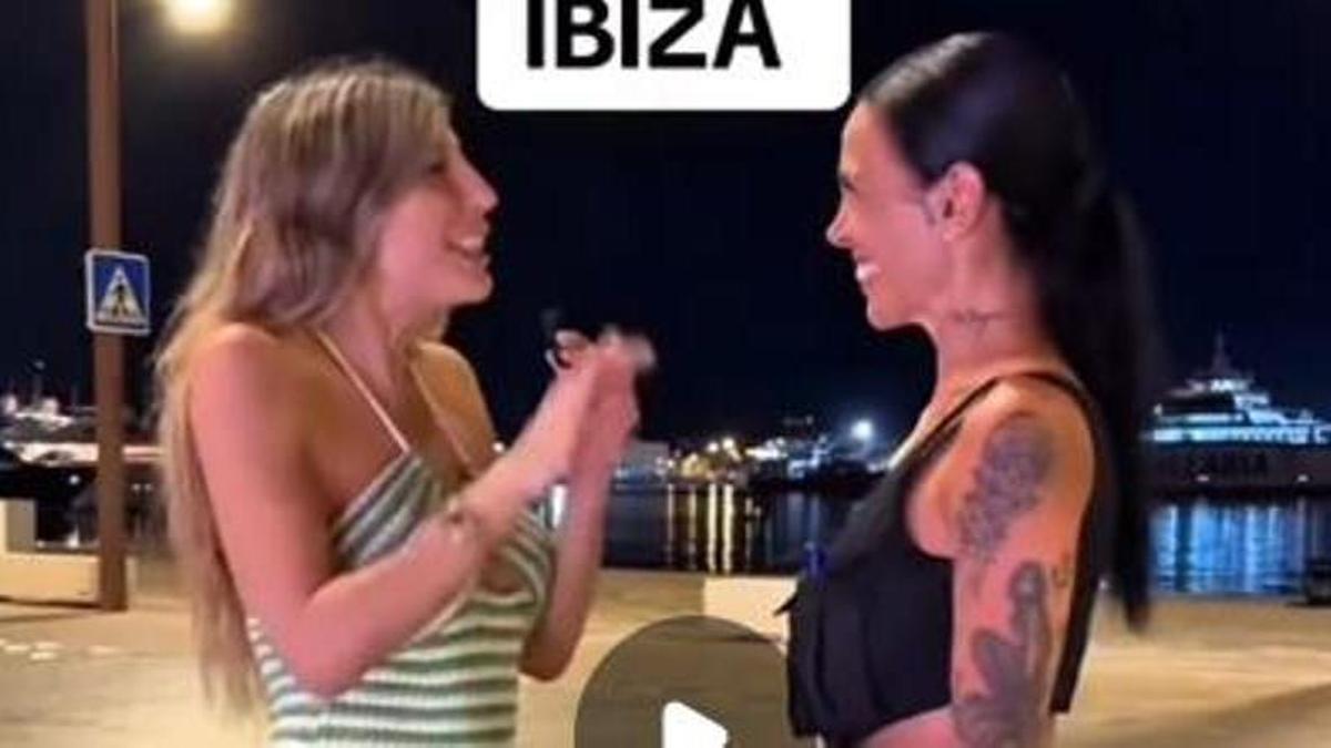 Un momento de la entrevista en el perfil de @melimoriatisfit