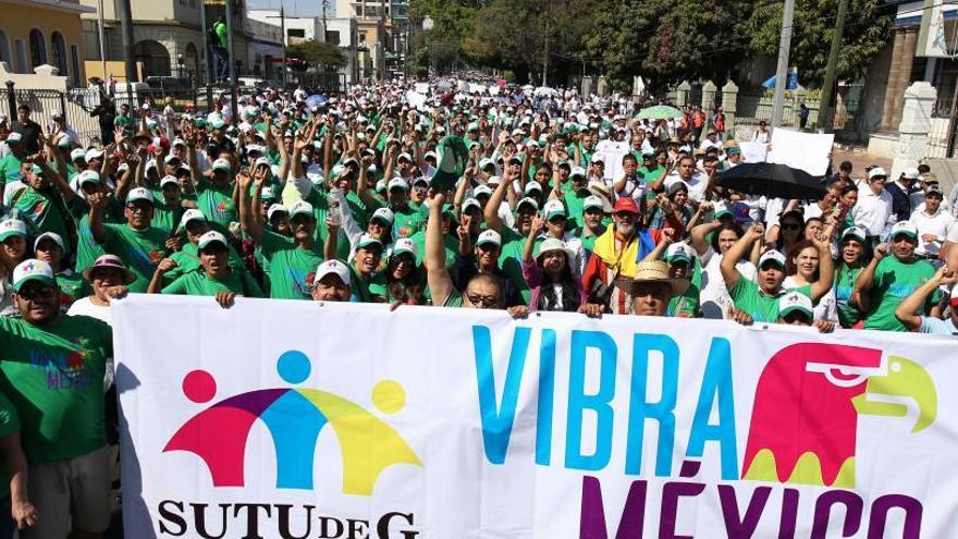 Manifestantes en las calles de Guadalajara