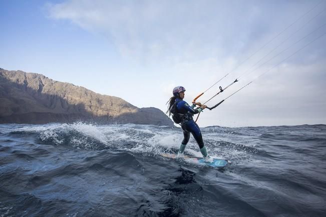 PULIDO LLEGA A LA PALMA Y ESTÁ A SOLO 70 KMS DE ...