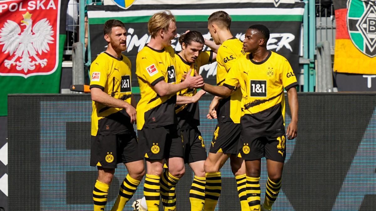 Sabitzer anota el tanto ganador para el Dortmund