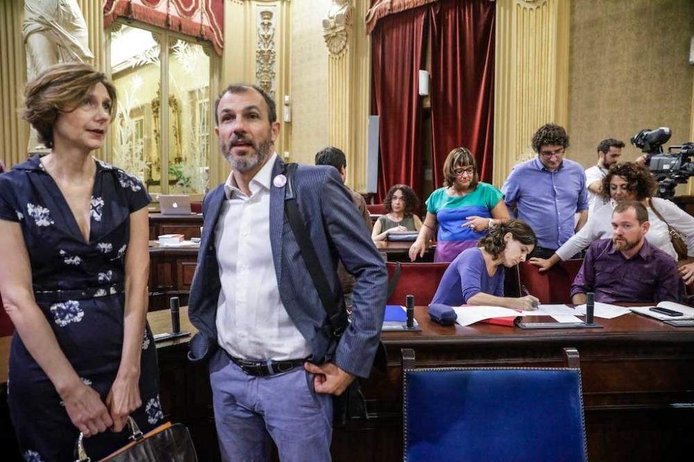 Primer debate de la Comunidad de Armengol en el Parlament