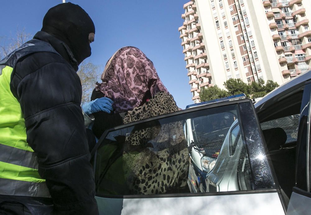 La Policía detiene a una yihadista en Alicante