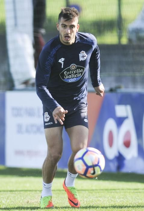 El equipo avanza en la preparación de la visita del domingo a Mestalla con Pedro Mosquera ya sobre el césped y Sidnei recuperado de su lesión muscular.