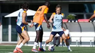 El Real Madrid recupera a Modric y Mendy en su primera sesión con miras a Anoeta