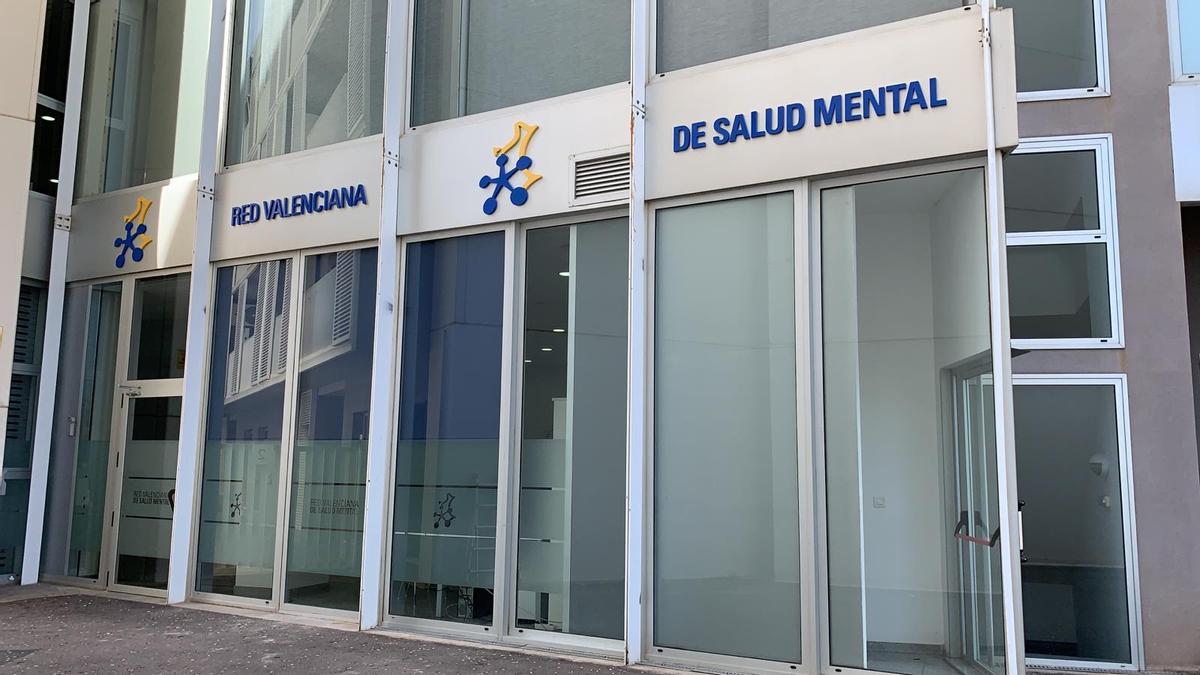 La fachada del edificio de la sede de Red Valenciana de Salud Mental.