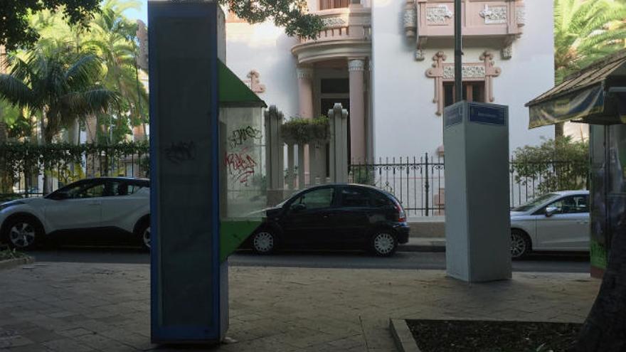 Una de las cabinas telefónicas instaladas en Santa Cruz de Tenerife.