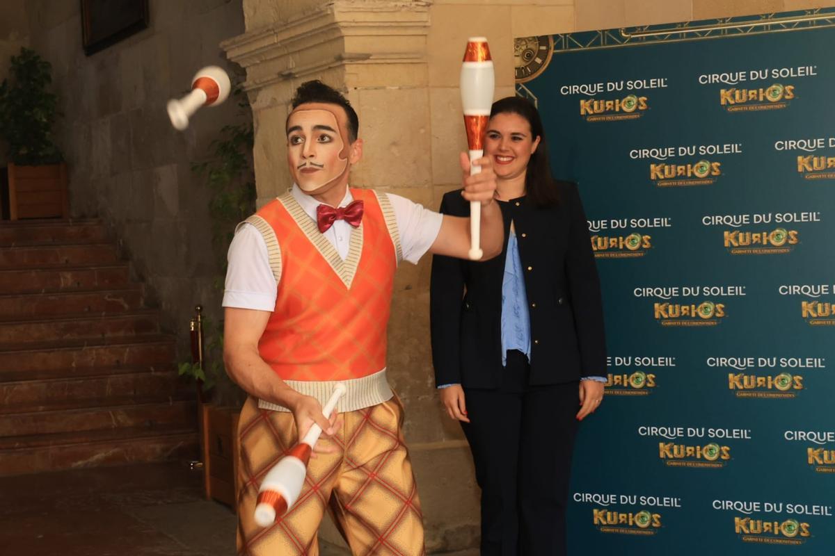 El Ayuntamiento de Alicante presenta el nuevo espectáculo del Circo del Sol 'Kurios: Gabinete de curiosidades'