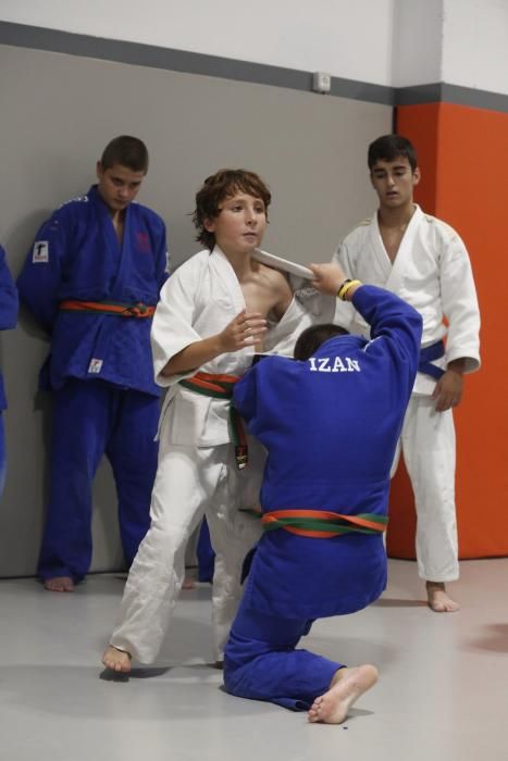 Los niños del campus de verano de judo del Quirina