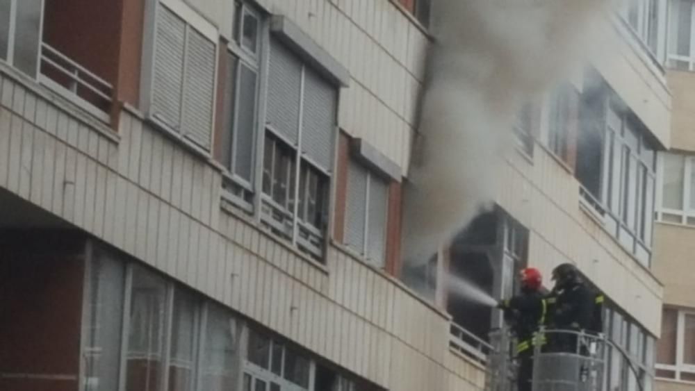 Incendio en la calle Fernando Guanarteme de la capital grancanaria