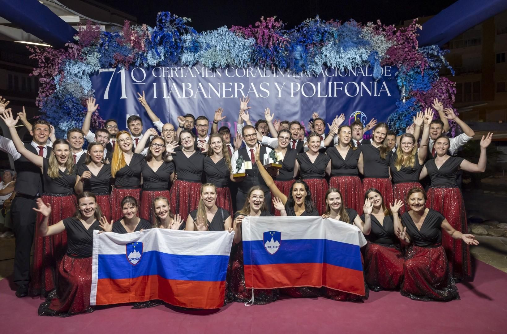 Así fue la clausura del Certamen de Habaneras en Torrevieja