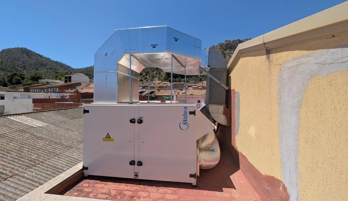 El aparato en la terraza.