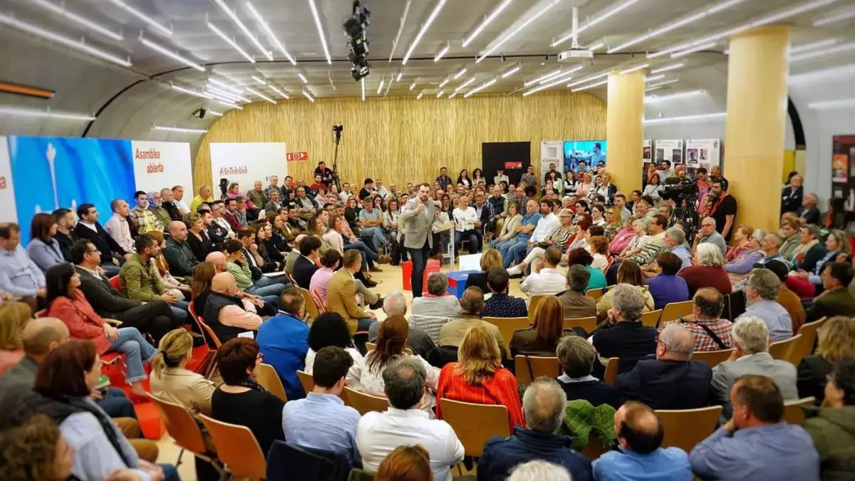 Adrián Barbón se presentará a la reelección al frente del PSOE asturiano