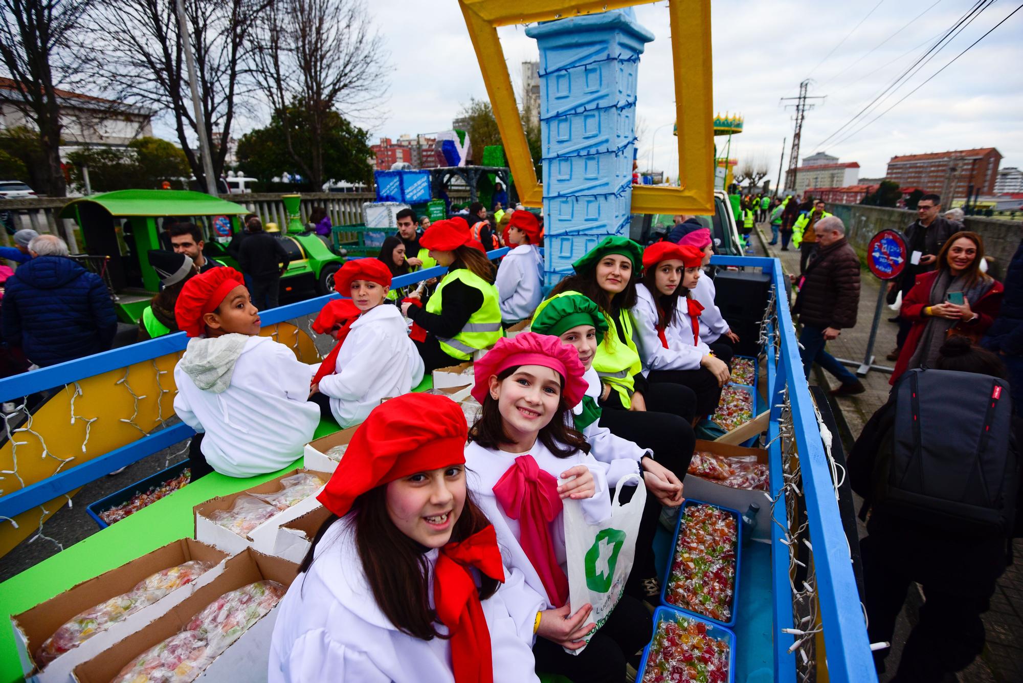 Todas las imágenes de la cabalgata de Reyes Magos 2023 en A Coruña