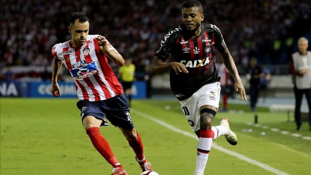 Junior y Atlético Paranaense se juegan el todo por el todo el miércoles en Curitiba