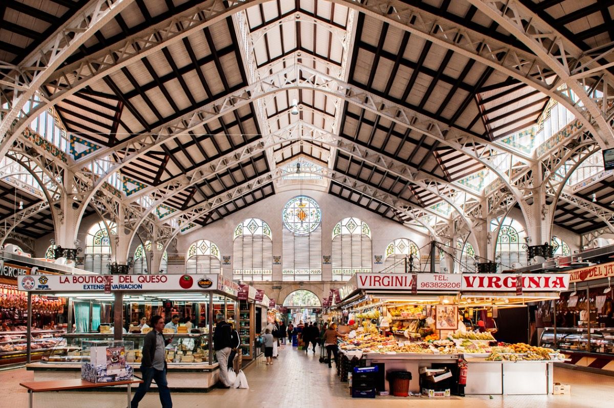 El interior del Mercado Central de Valencia