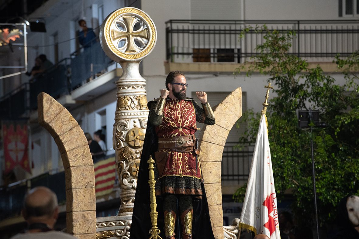 Desfile triunfal de las tropas cristianas en las Fiestas de Altea