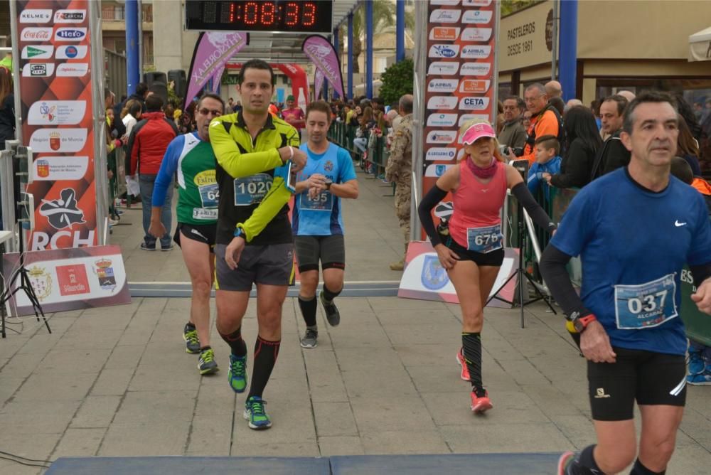 Alcantarilla se lanza a la calle con la Carrera Base Aérea