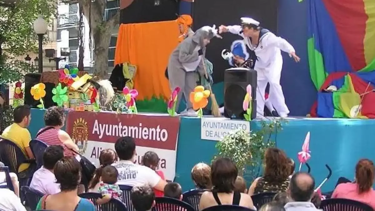 Arranca "Primavera en Parques" con música, magia y teatro para el público infantil