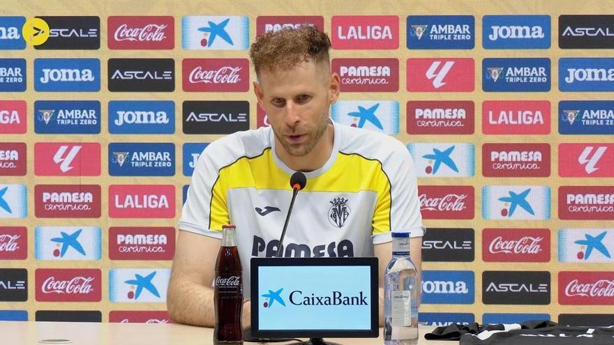 Gulácsi: "Me motiva y me ilusiona jugar en el Villarreal"
