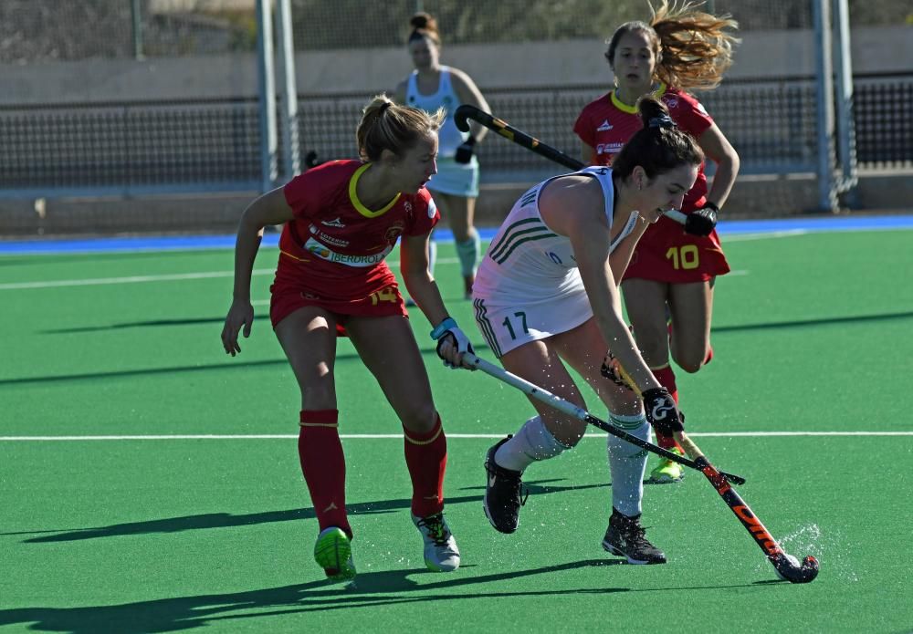 Selección española femenina de hockey en Murcia