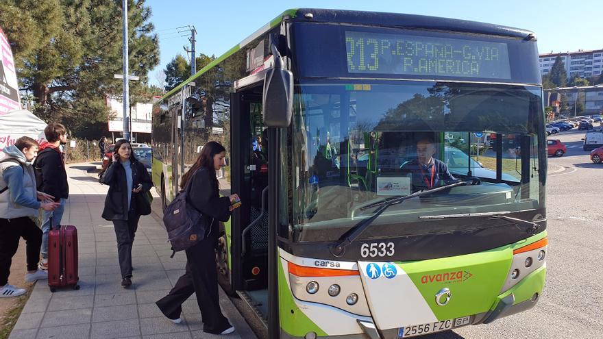 Los conductores de Vitrasa reanudan los paros parciales en el servicio de bus urbano
