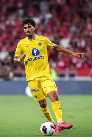 La llegada del lateral Revivo al Elche se enfría