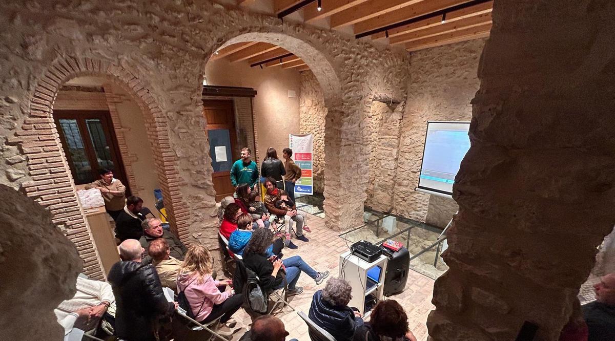 La inauguració de l'exposició en el preciós espai Gabriel Miró de Parcent