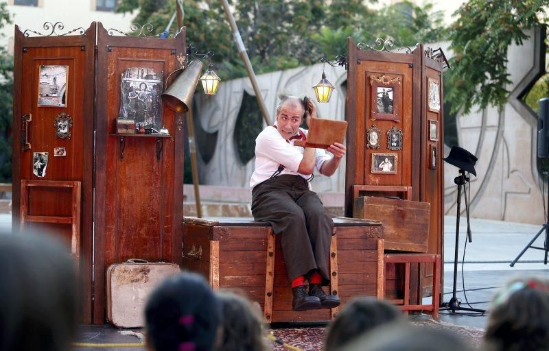 Espectáculo de circo en el Centro de Historias