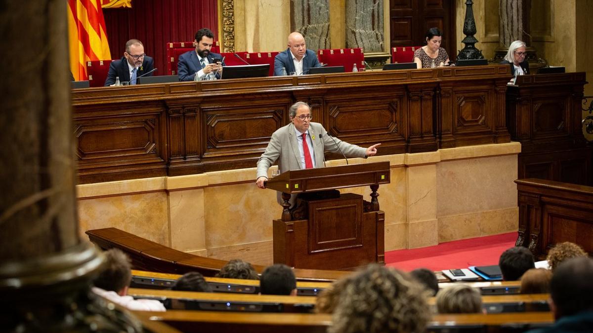 Quim Torra interviene en el pleno del Parlament.