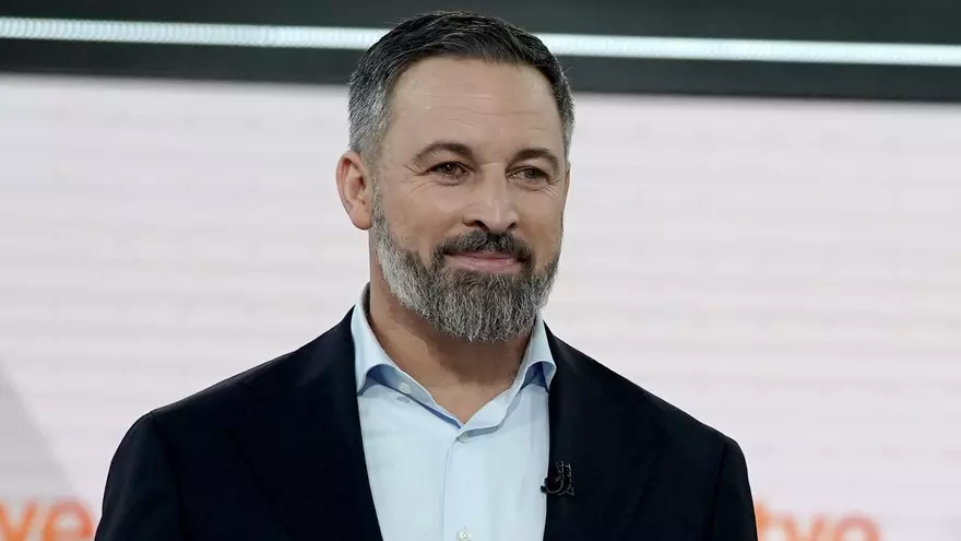 Abascal: "La Ley Trans corrompe a los niños más pequeños en los colegios