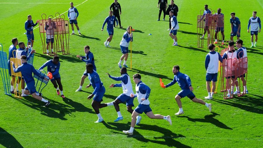 Imagen de un entrenamientoreciente del Málaga CFen La Rosaleda.